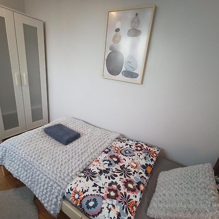 Lemuria Przytulny Pokoj Chojnowska Legnica Buitenkant foto