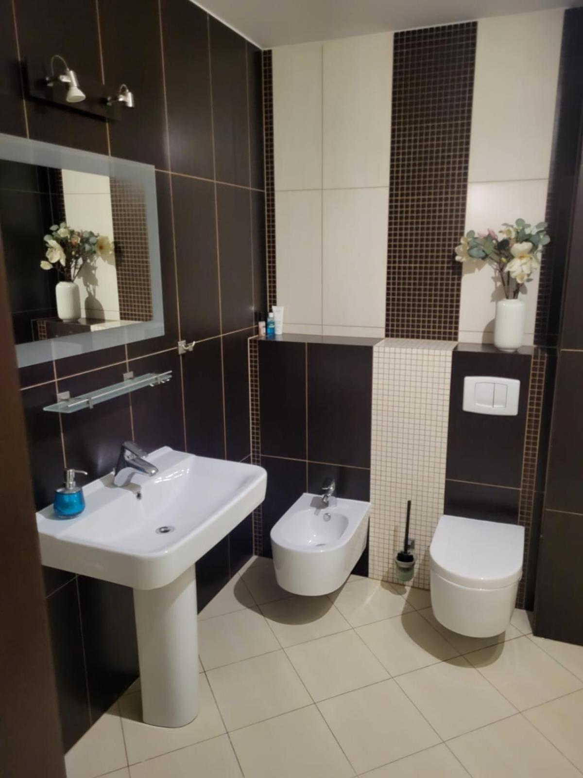 Lemuria Przytulny Pokoj Chojnowska Legnica Buitenkant foto